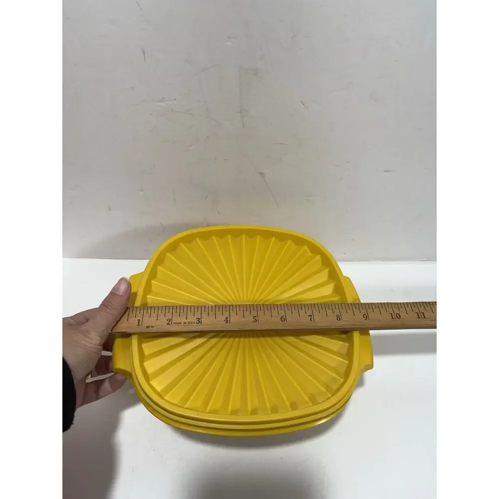 Set Of 2 Tupperware Servalier Bowl Yellow 9” W/ Lid: 837-4, Orange 8” Lid 839-16